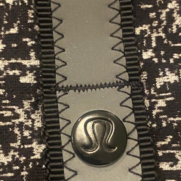 Lululemon Vinyasa scarf wrap grey - Picture 6 of 6